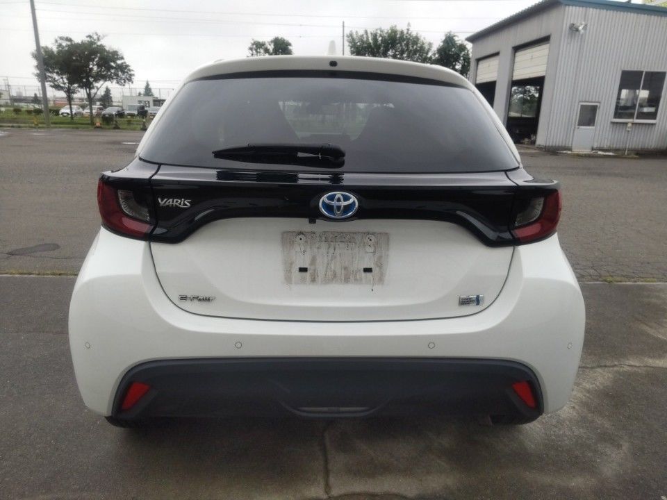 2021 Toyota Yaris auction photo 5