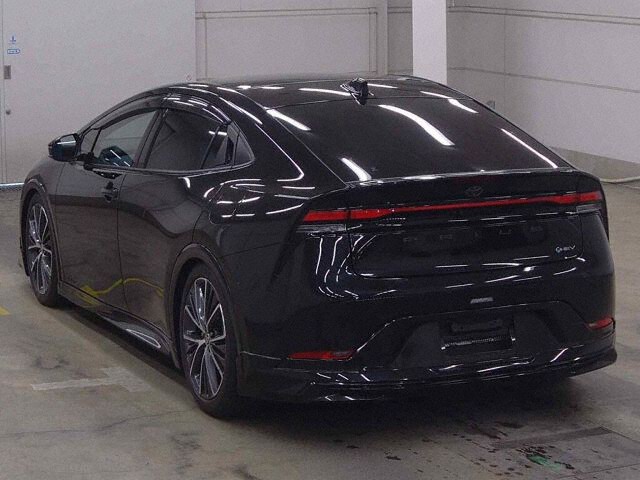2023 Toyota Prius Z 4WD auction photo 2