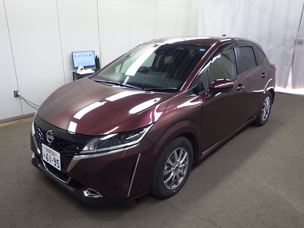 2021 Nissan Note e-POWER X auction photo 4