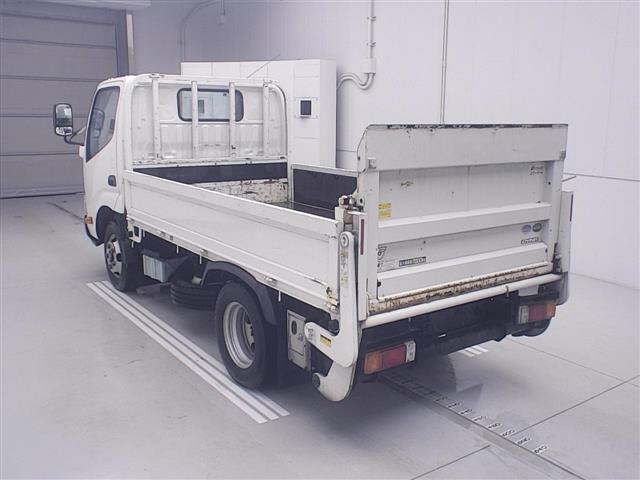 2019 Toyota Dyna Kyokuto Power Gate PCS 2-ton auction photo 2