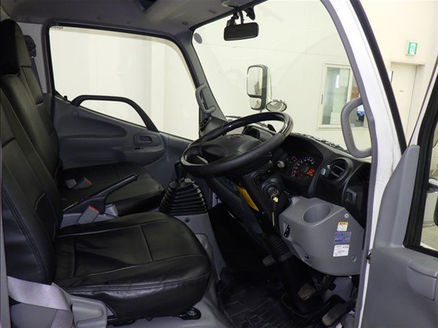 2013 Toyota Dyna Flatbed auction photo 5