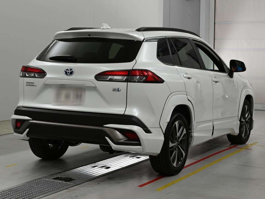 2023 Toyota Corolla Cross ハイブリッド Z auction photo 2