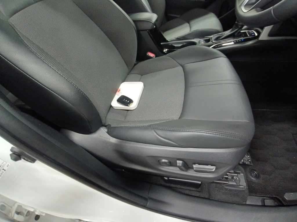 2023 Toyota Corolla Cross ハイブリッド Z auction photo 10