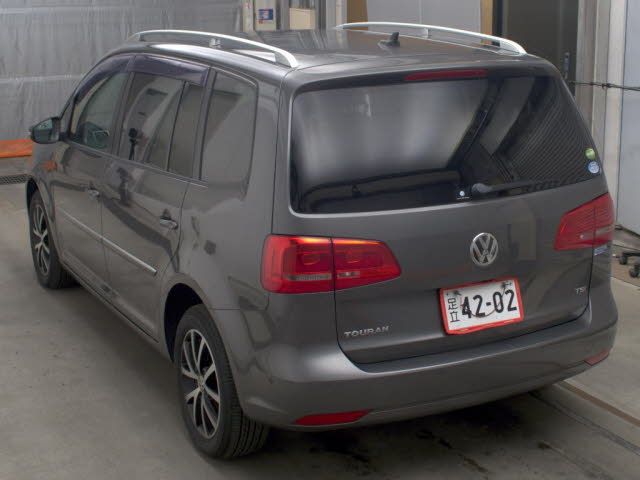 2015 Volkswagen ゴルフトゥーラン TSIハイライン auction photo 2