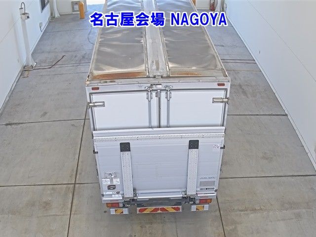 2018 Hino Dutro ウイング PG auction photo 3