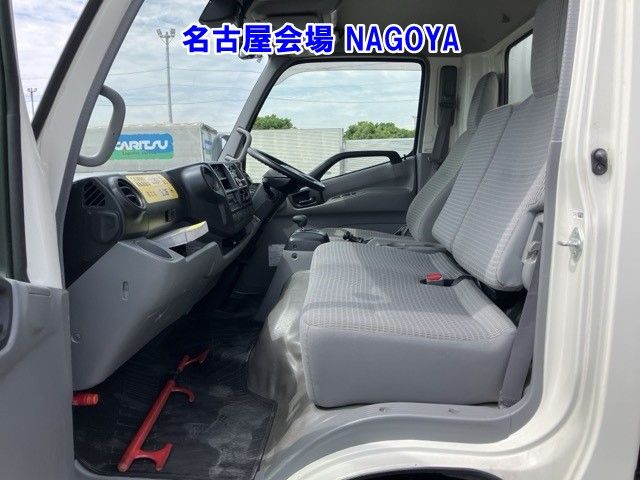 2018 Hino Dutro ウイング PG auction photo 5