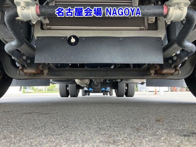 2018 Hino Dutro ウイング PG auction photo 11