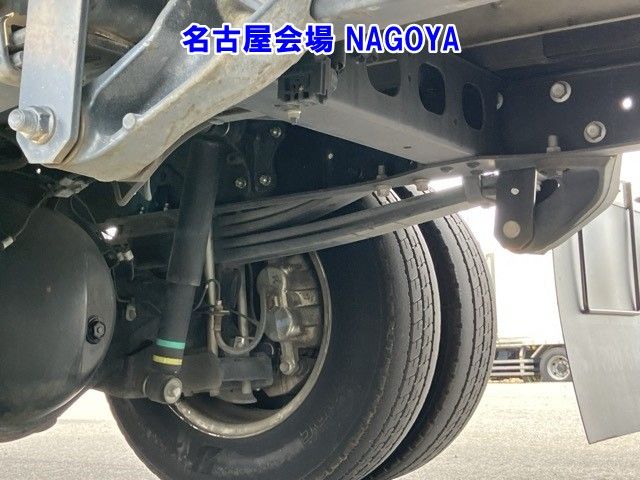 2018 Hino Dutro ウイング PG auction photo 10