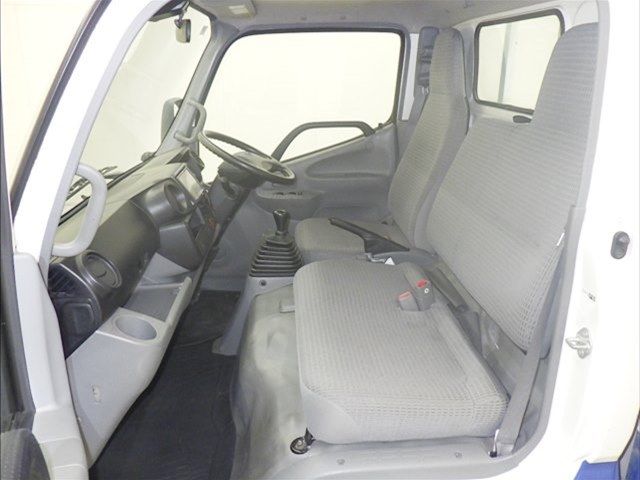 2018 Toyota Dyna Flatbed auction photo 8