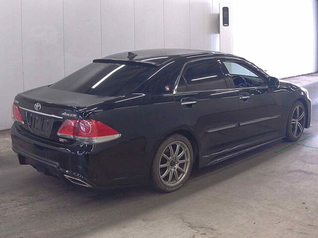 2010 Toyota Crown 3.5 Athlete G Package auction photo 5