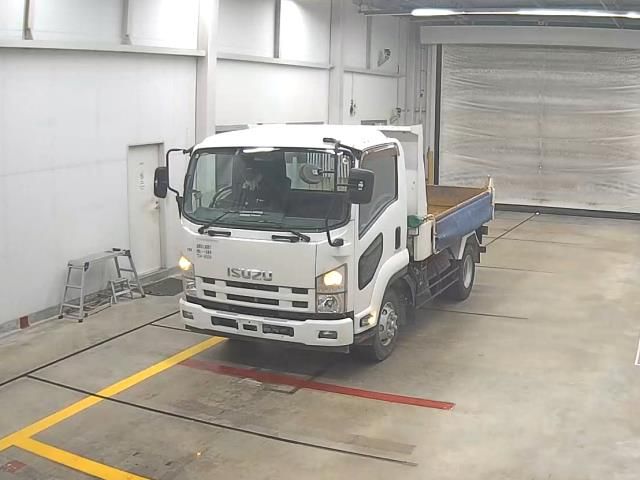 2014 Isuzu Forward ダンプ Japan auction vehicle