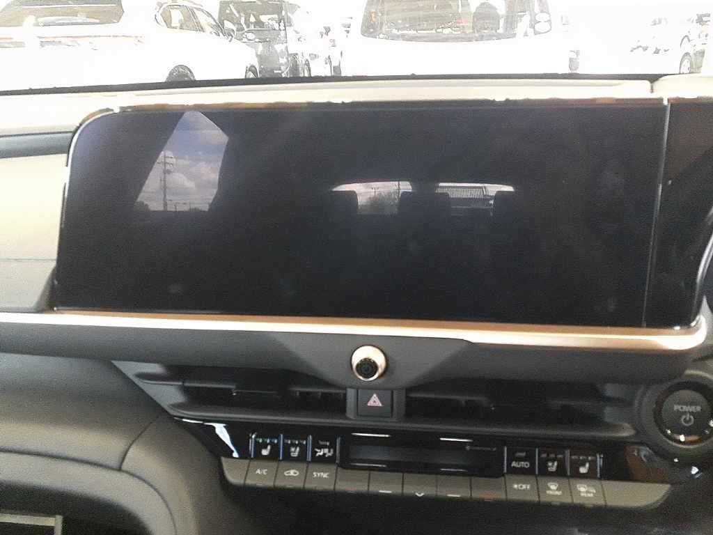 2024 Toyota Crown Sport Z 4WD auction photo 12