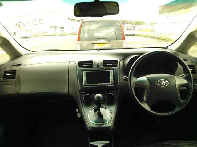 2007 Toyota Mark X Zio 4WD 240G auction photo 8
