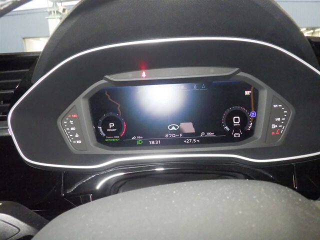 2023 Audi Q3 35TFSIアドバンス auction photo 6