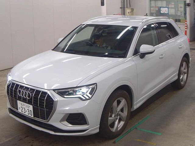 2023 Audi Q3 35TFSIアドバンス auction photo 4