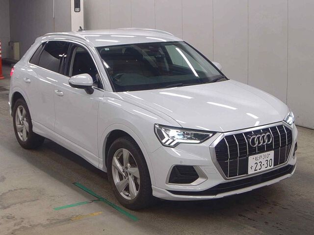 2023 Audi Q3 35TFSIアドバンス Japan auction vehicle