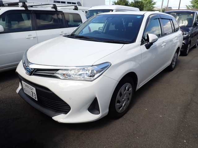 2021 Toyota Corolla Fielder HYBRID EX Japan auction vehicle