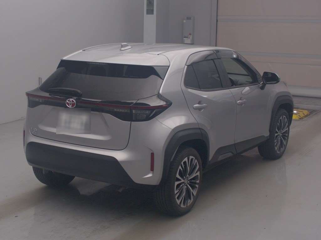 2021 Toyota Yaris Cross Z auction photo 2