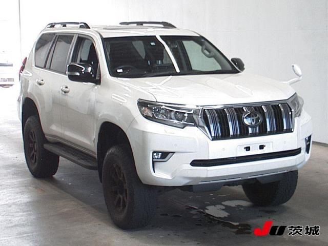 Japan Auction Vehicles 8 2022 Toyota Land Cruiser Prado 4WDTX auction photo