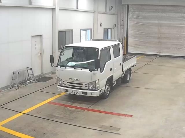 Japan Auction Vehicles 10 2015 Isuzu Elf Double cab auction photo