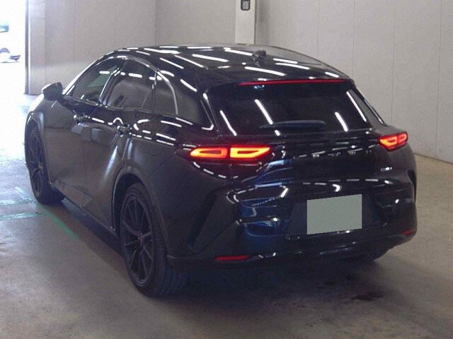 2025 Toyota Crown Sport スポーツZ(HEV) 4WD auction photo 2