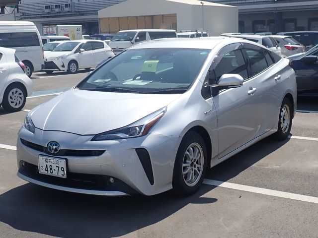 Japan Auction Vehicles 14 2019 Toyota Prius A auction photo