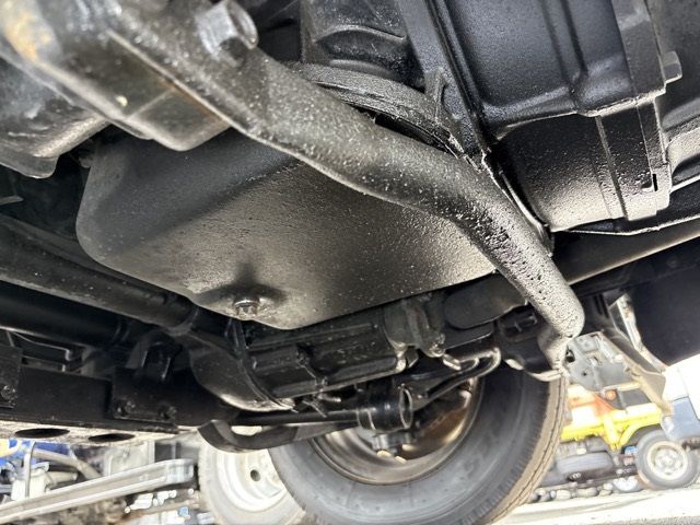 2013 Isuzu Elf Flat 4WD auction photo 11