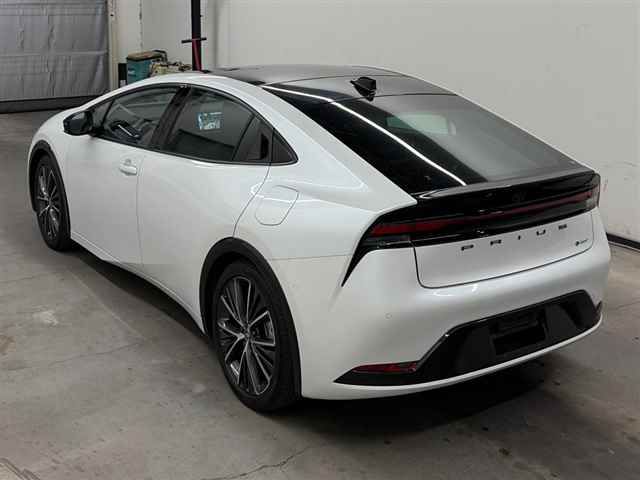 2023 Toyota Prius Z auction photo 2