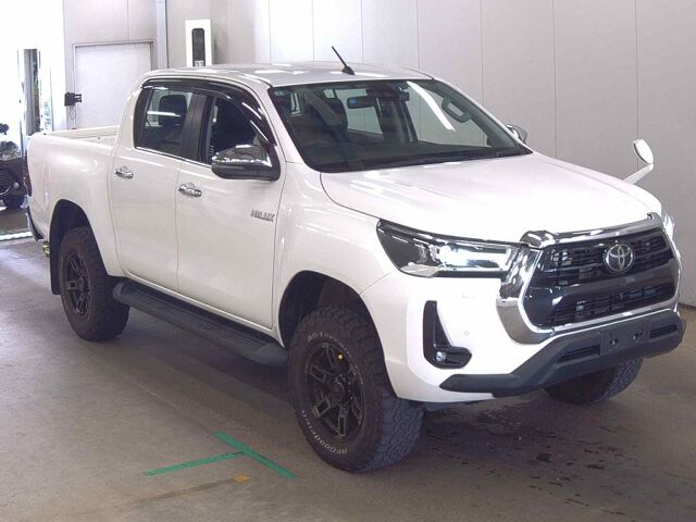 Japan Auction Vehicles 8 2021 Toyota Hilux Z 4WD auction photo