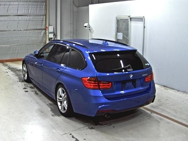 2013 BMW 3 Series 320iツーリング Mスポーツ auction photo 2