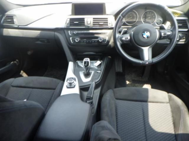 2013 BMW 3 Series 320iツーリング Mスポーツ auction photo 3