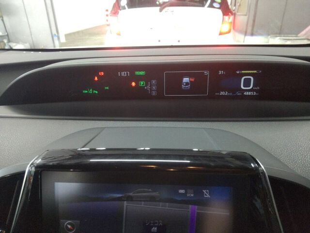 2018 Toyota Prius PHEV A auction photo 6