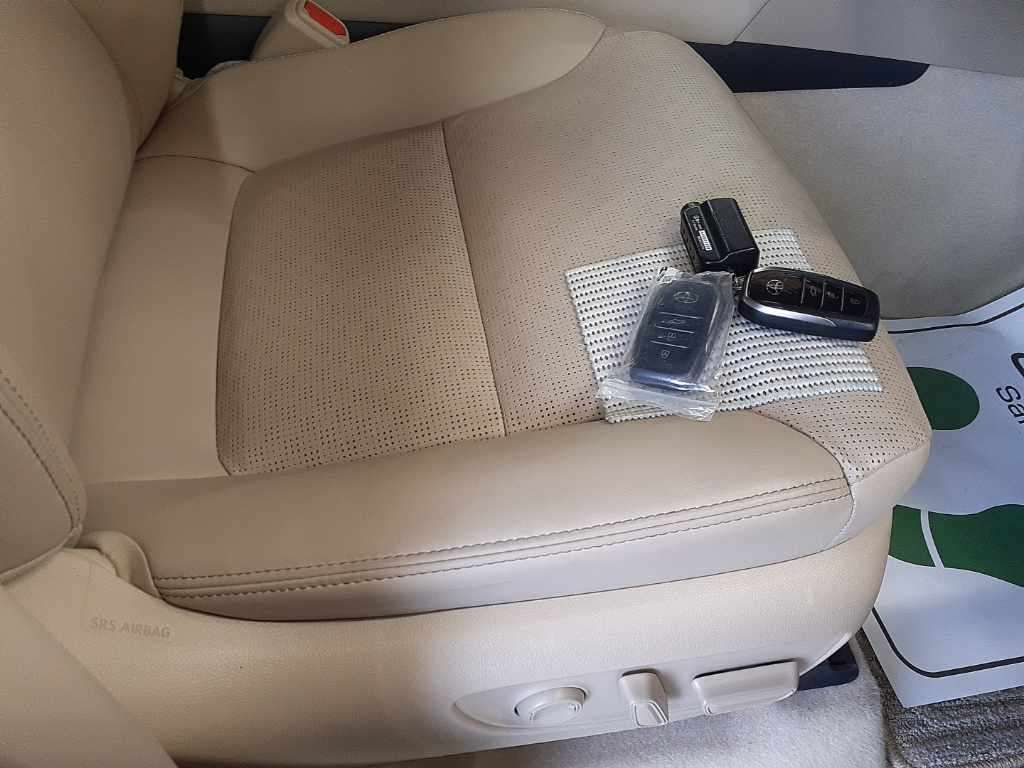 2024 Toyota Land Cruiser ZX 4WD auction photo 10