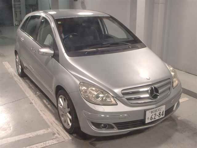 Japan Auction Vehicles 12 2006 Mercedes-Benz B-Class B200 auction photo