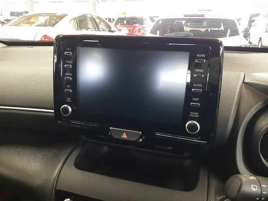 2023 Toyota Yaris Cross G 4WD auction photo 12