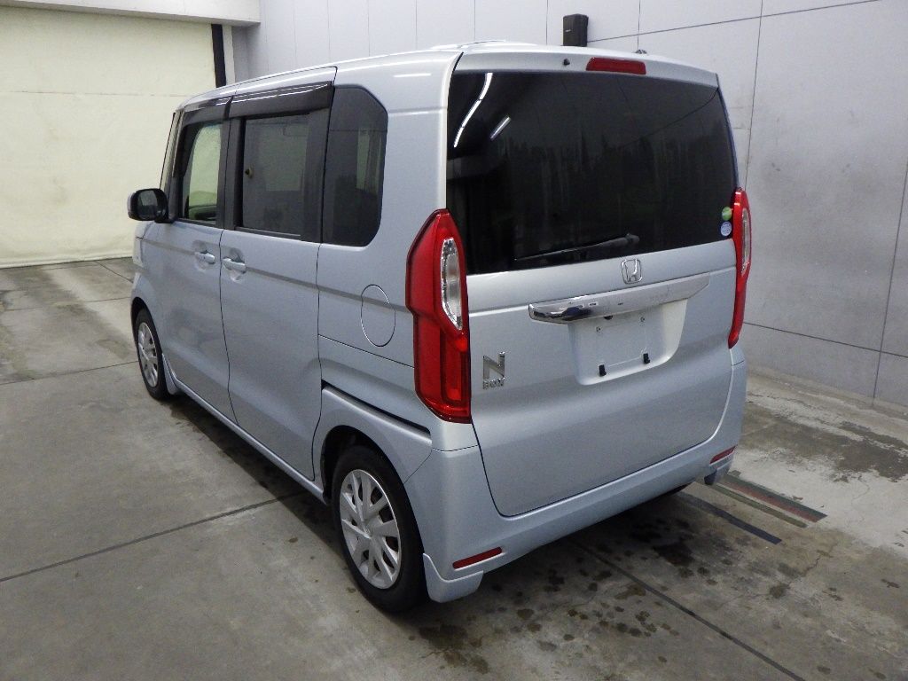 2017 Honda N-BOX GL auction photo 5
