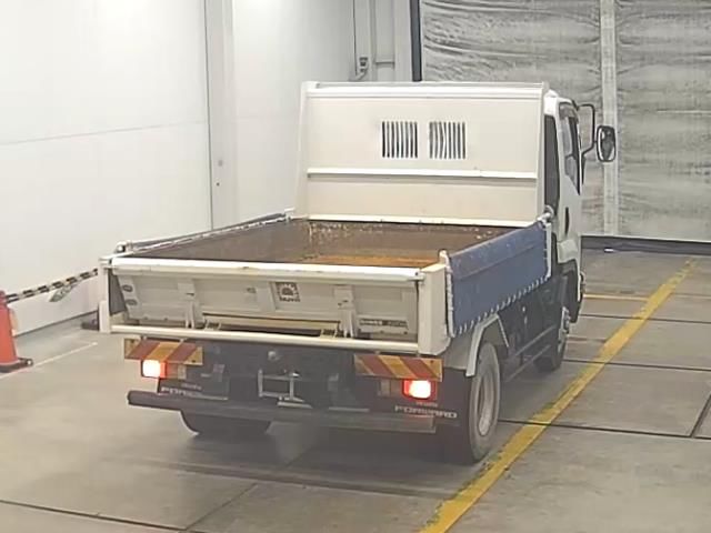 2015 Isuzu Forward dump auction photo 2