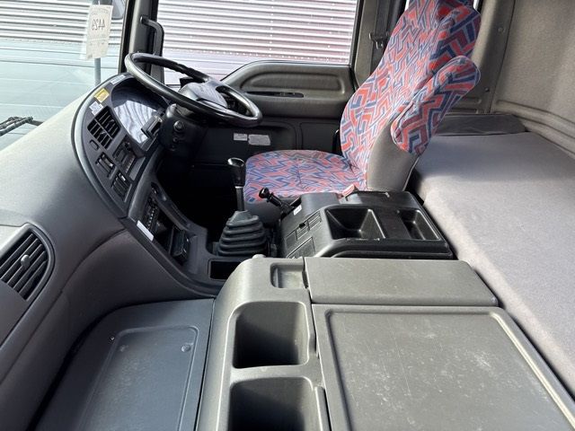 2006 Isuzu Giga フンリュウセンヨウ auction photo 5
