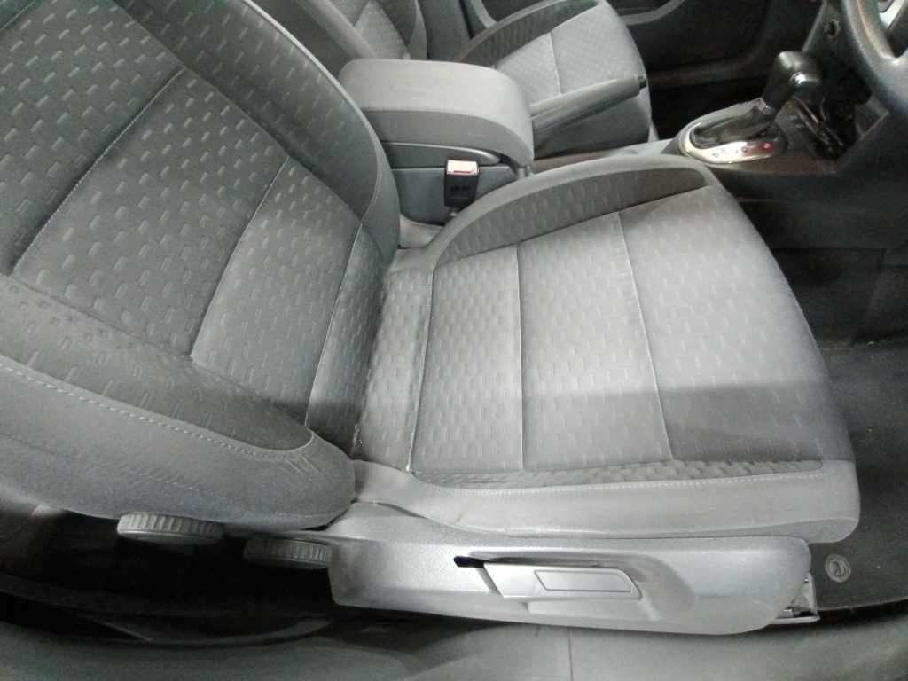 2007 Volkswagen VW ゴルフトゥーラン TSI トレンドライン auction photo 10