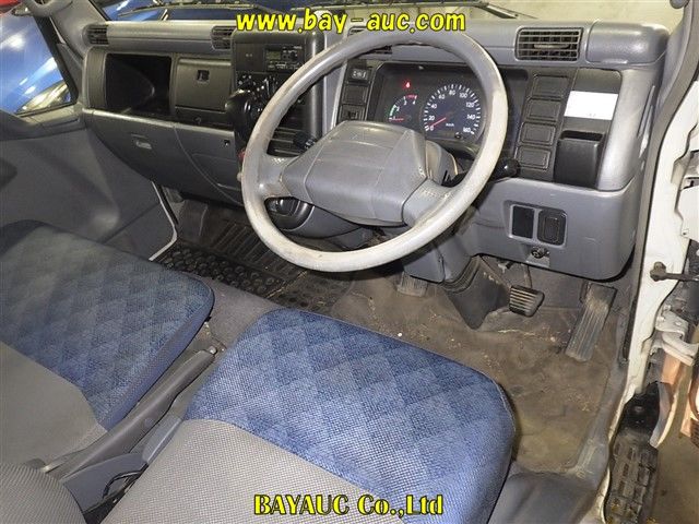 2005 Mitsubishi Fuso Canter ヒラボディ 2.0tツミ auction photo 3