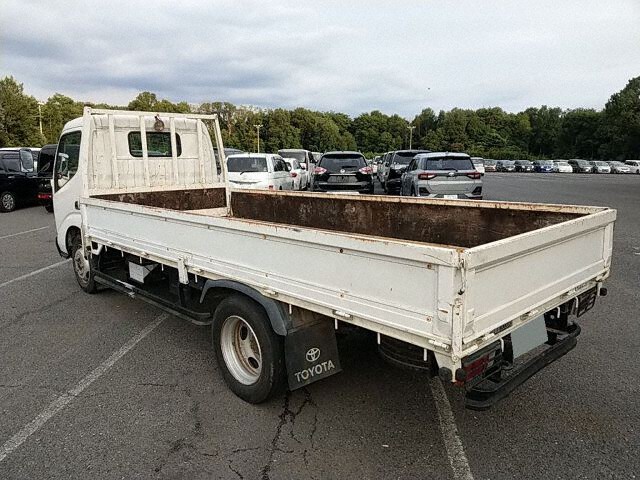 2004 Toyota Dyna auction photo 2