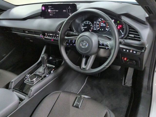 2024 Mazda 3ファストバック 15S Touring auction photo 3