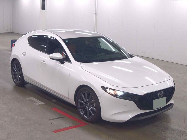 Japan Auction Vehicles 8 2024 Mazda 3ファストバック 15S Touring auction photo