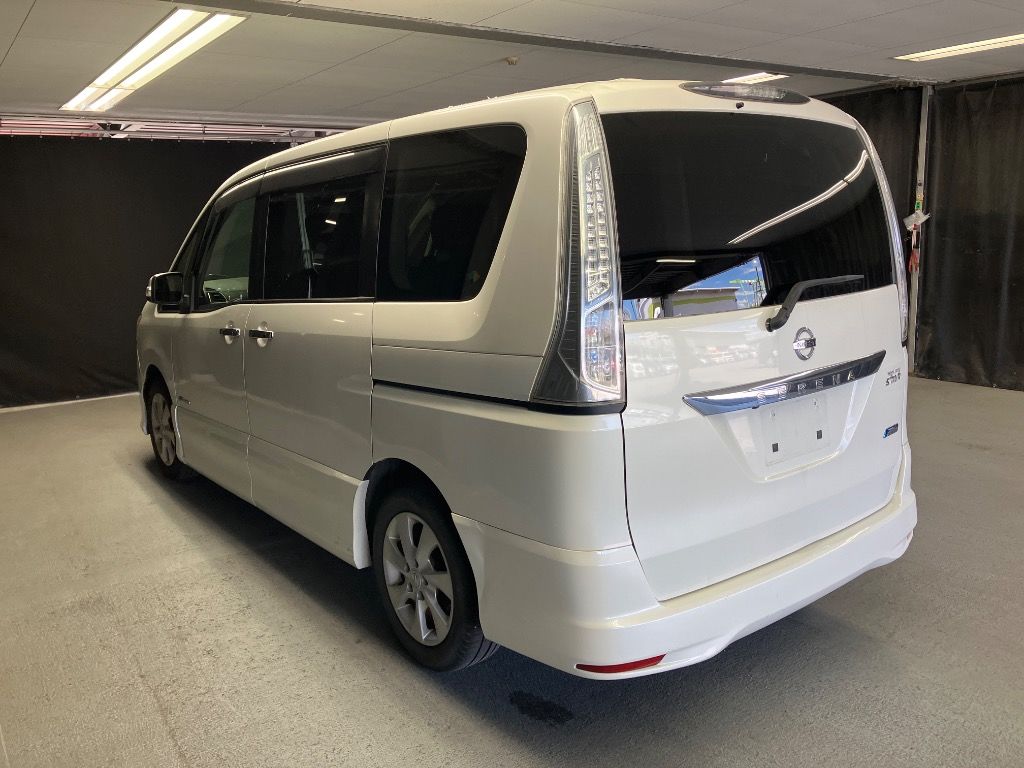 2013 Nissan Serena HWS S-HYBRID Vセレクション auction photo 2