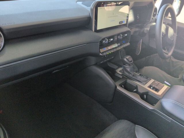 2024 Toyota Land Cruiser 250 VX 4WD auction photo 3