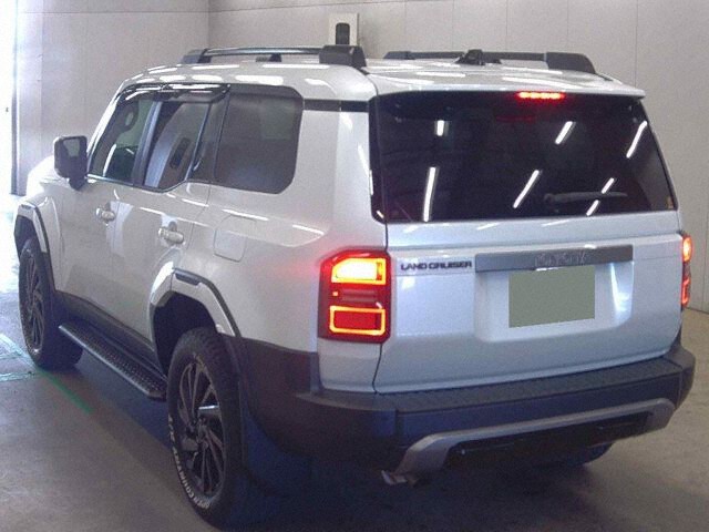 2024 Toyota Land Cruiser 250 VX 4WD auction photo 2