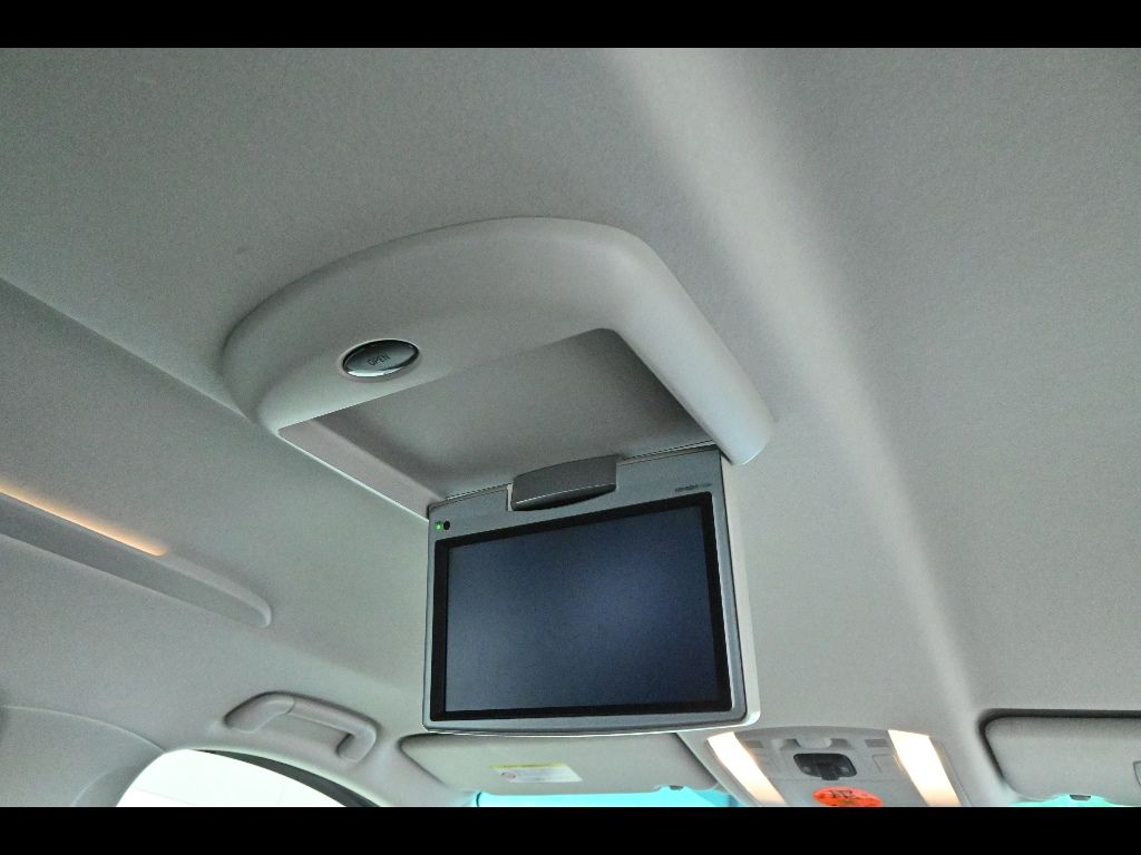 2008 Toyota Alphard 350S 8人 auction photo 8