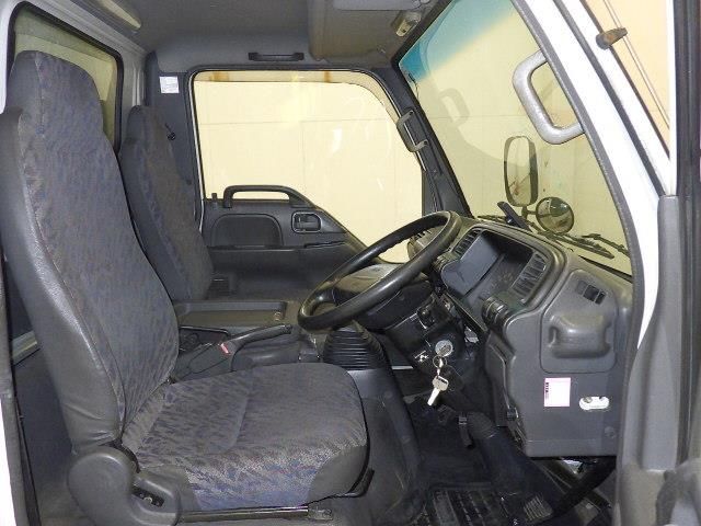 2000 Isuzu Elf Van auction photo 6