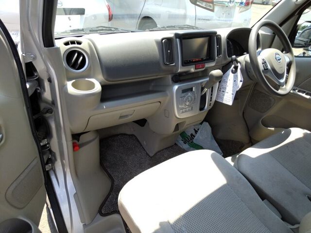 2018 Nissan NV100 Clipper Rio G 4WD auction photo 3