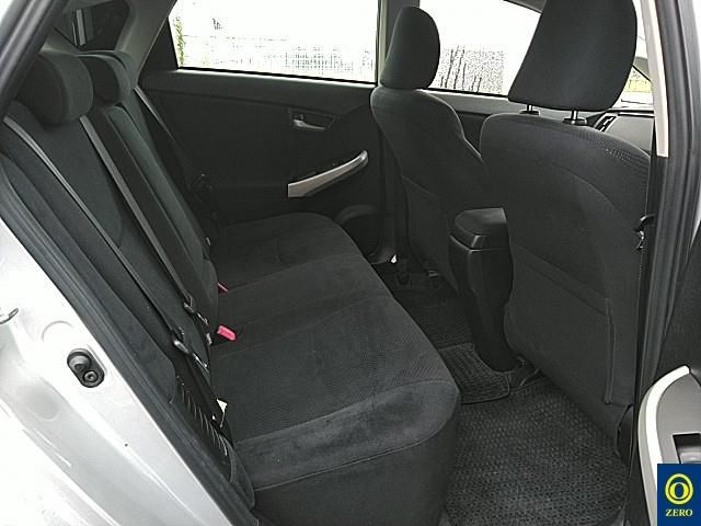 2013 Toyota Prius auction photo 8